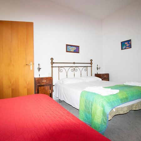 Case Vacanza Cristina Site In Antico Baglio E In Via Abruzzi N 161 San Vito Lo Capo Eksteriør billede
